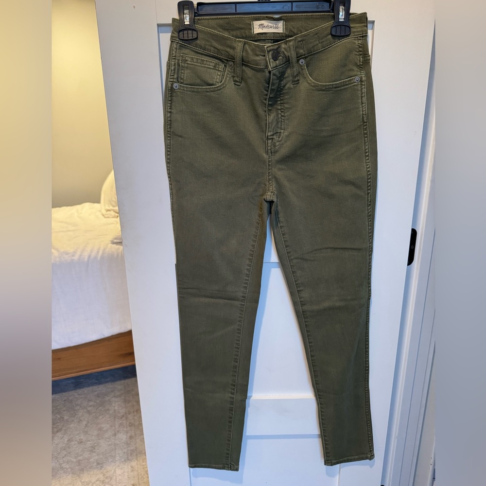 Madewell green skinny jeans
